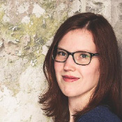 Dr. Annika  Reinke 